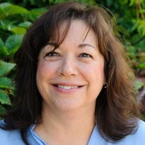 Meet your Posher, Deborah